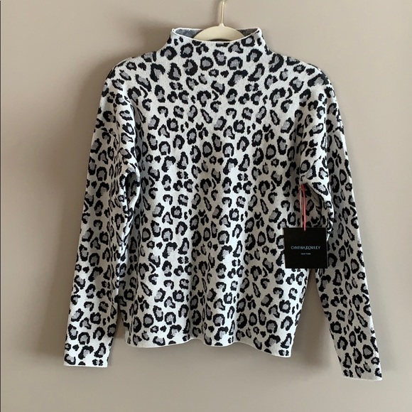 Cynthia Rowley || Leopard Print Mock Neck Sweater - Picture 2 of 8